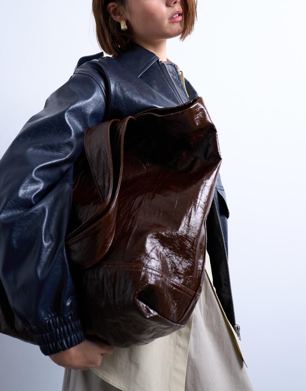 model_shot-detail